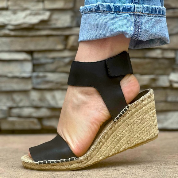 Black leather sandals espadrilles ankle strap velcro closure - Picture 4 of 14